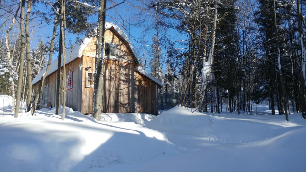 Hebergement Cerfs-Tifie Fermette Saint-Félix-d'Otis Exteriör bild